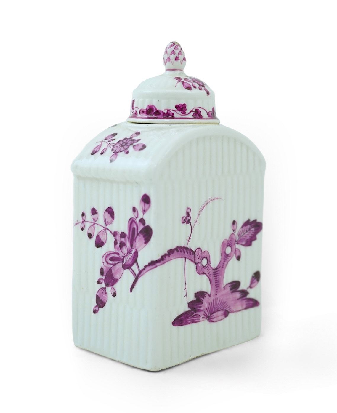 A Meissen puce painted tea caddy and cover, late 18th century
